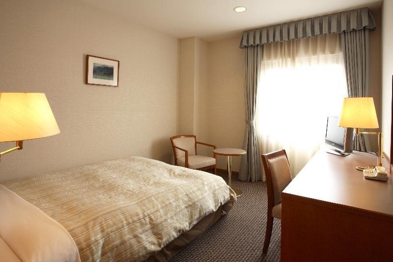 Jr-East Hotel Mets Tsudanuma Narashino Zewnętrze zdjęcie